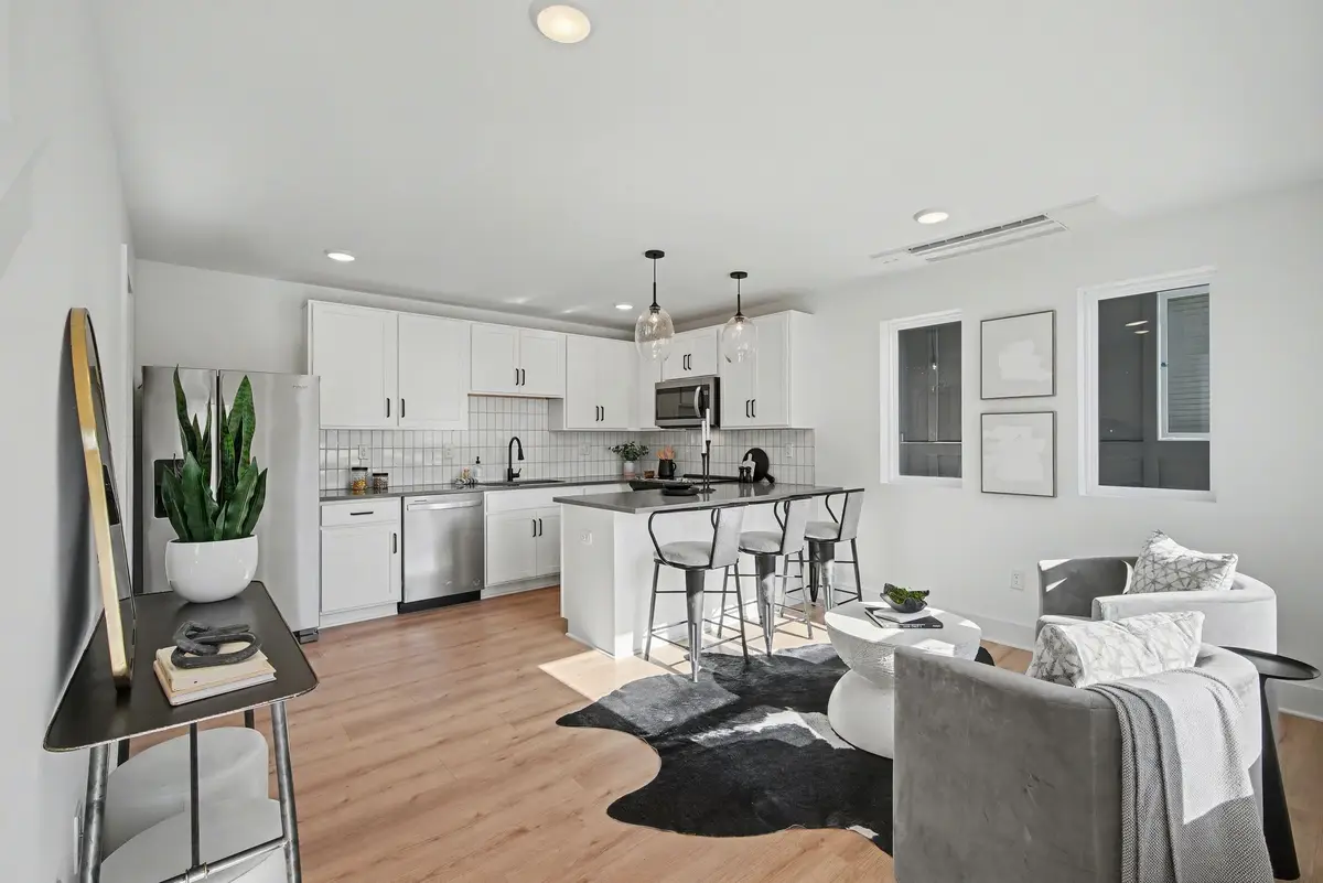 102 Duke St #7, Nashville, TN 37207 - #1