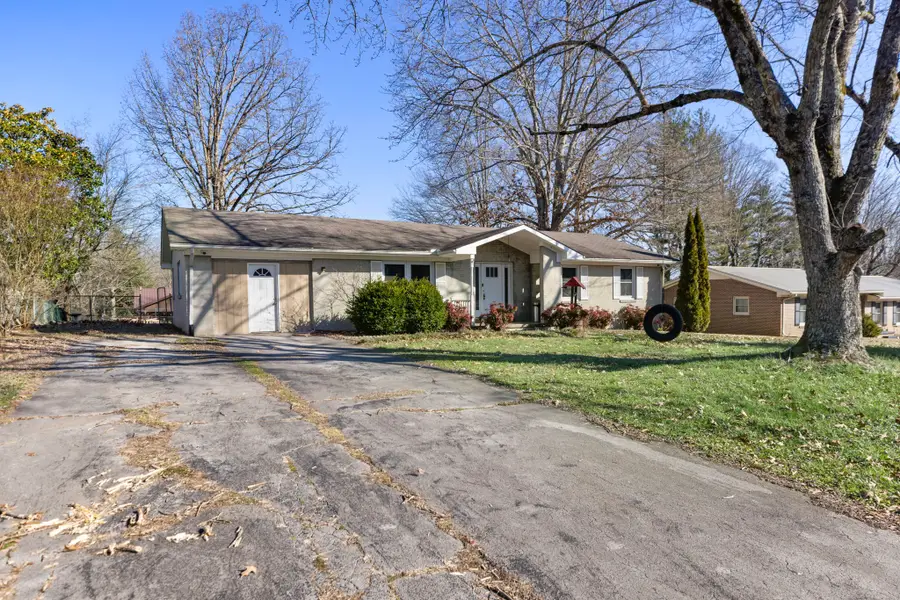1612 Whippoorwill Dr, Lawrenceburg, TN 38464 - Image #3