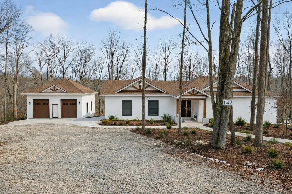 147 Dunrobin Ct, Sparta, TN 38583 - #1