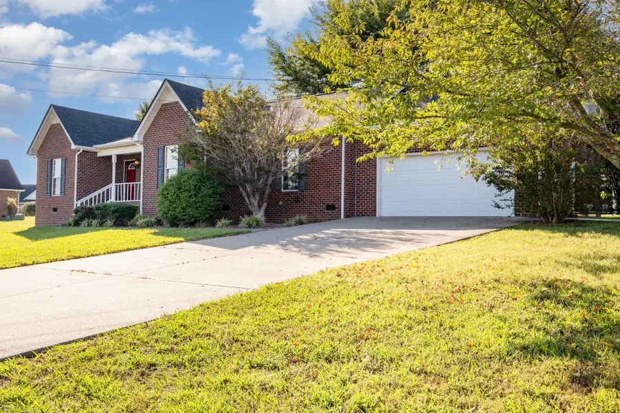 307 Brooklyn Cir, Shelbyville, TN 37160 - Image #2