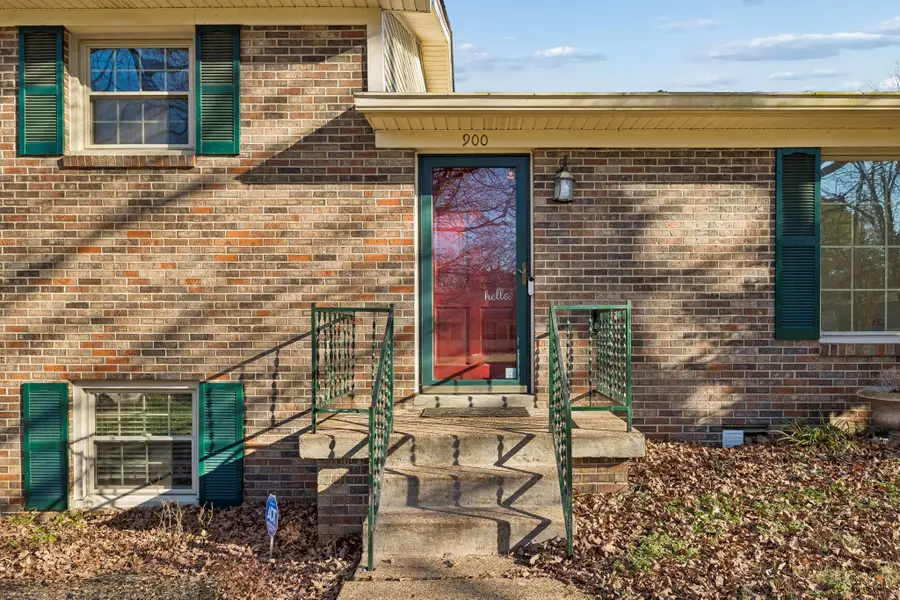 900 Camellia Dr, Columbia, TN 38401 - #3