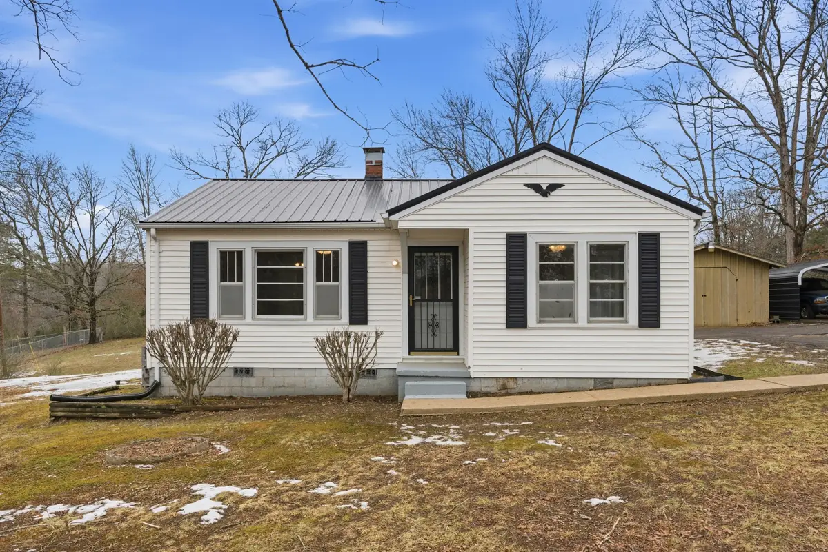 3011 Green Hill Dr, Centerville, TN 37033 - #1