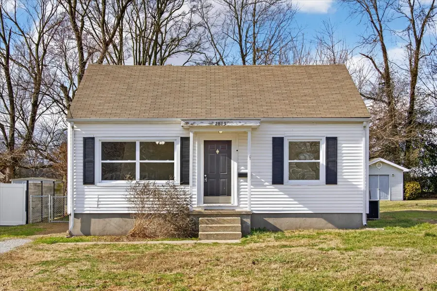 2813 Faircourt St, Hopkinsville, KY 42240 - #3