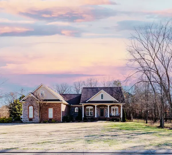 120 Rockingham Dr, Murfreesboro, TN 37129