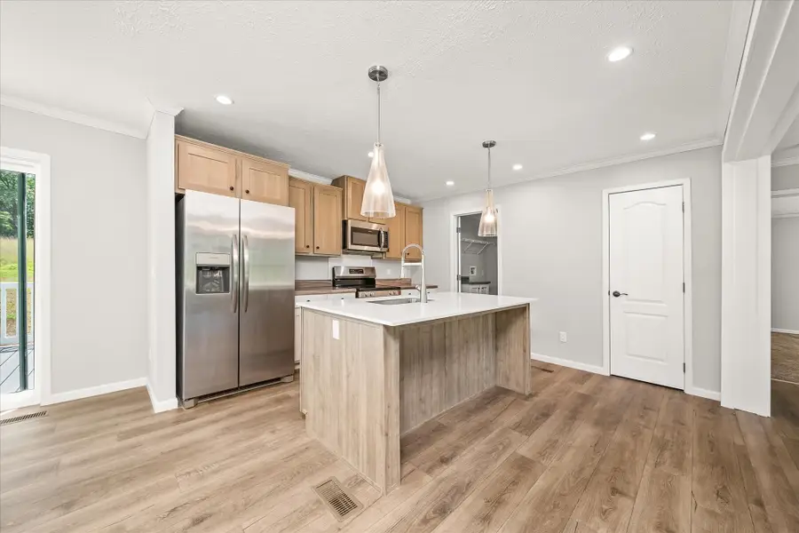 1740 Anna Maria Ln, Cookeville, TN 38501 - #2