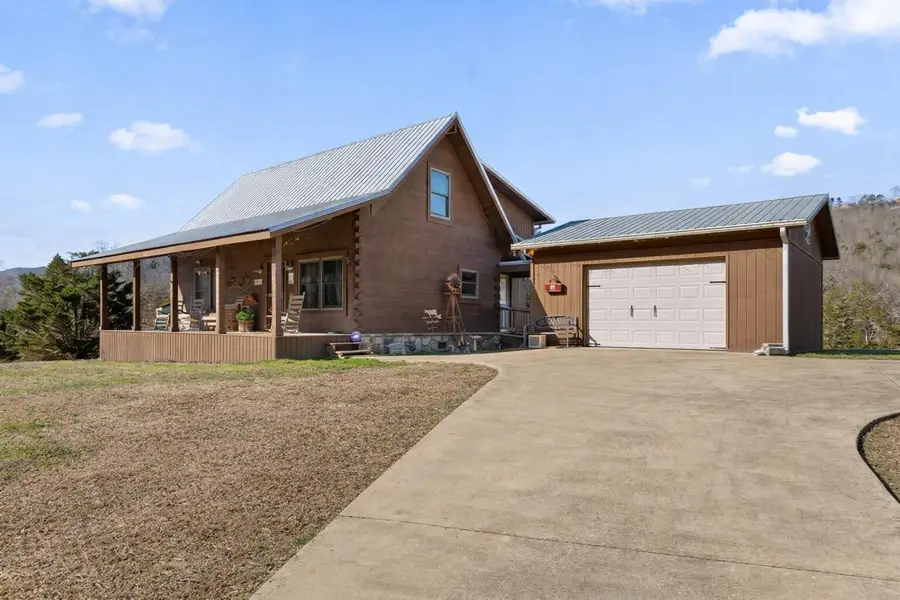 3382 Back Valley Road, Trenton, GA 30752 - #3