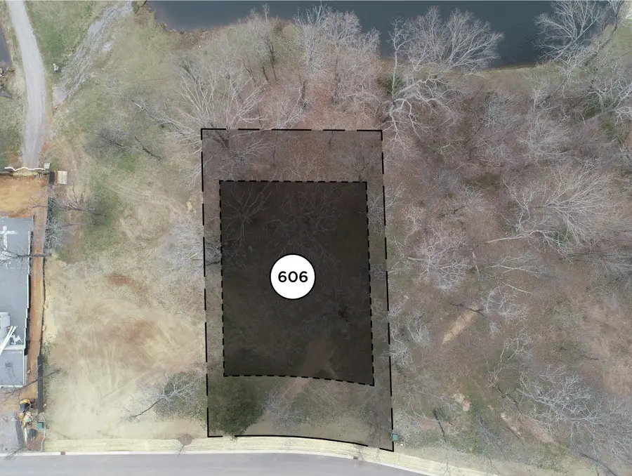 8221 Jolene Dr, College Grove, TN 37046 - Image #3