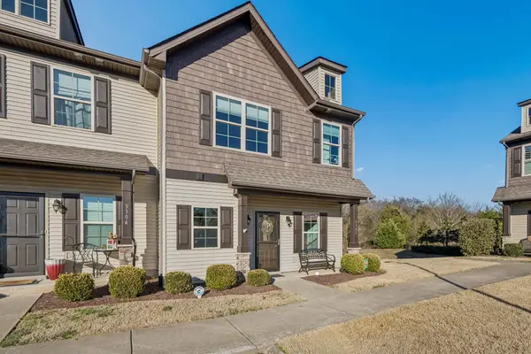 5302 Tony Lama Ln, Murfreesboro, TN 37128