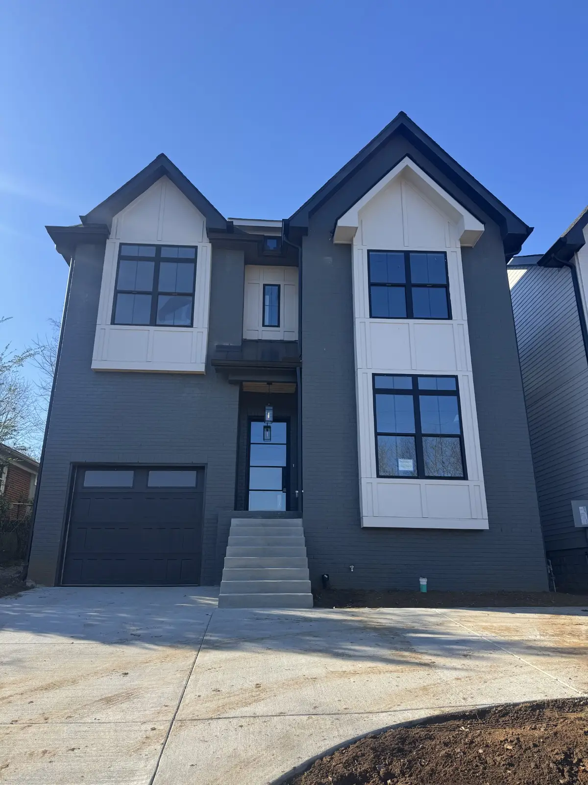 429 Basswood Ave, Nashville, TN 37209 - Image #1