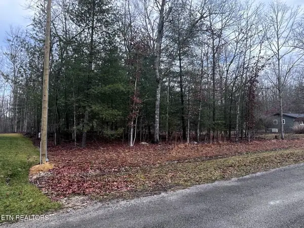 9105 Hondo Drive, Crossville, TN 38572