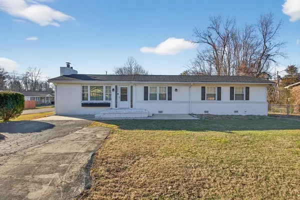 385 Campbell Dr, Cookeville, TN 38501