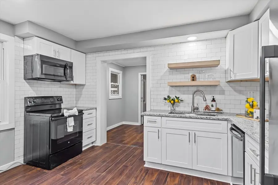 861 E Happy Hollow Dr, Clarksville, TN 37040 - Image #3