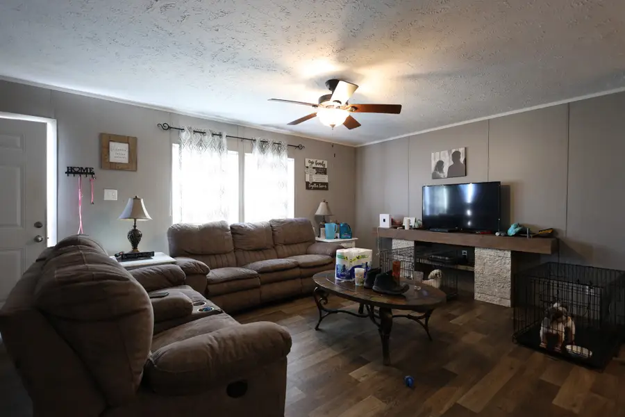 298 Fly Rd, Shelbyville, TN 37160 - Image #3