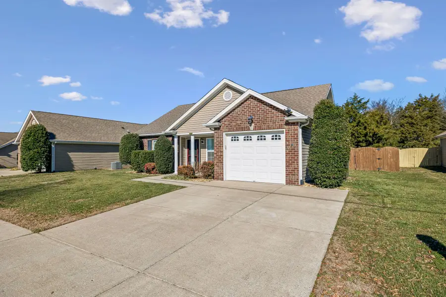1467 Woodside Dr, Lebanon, TN 37087 - Image #2