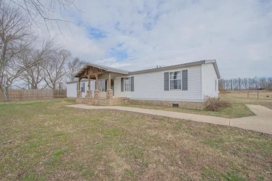 3750 Fall River Rd, Pulaski, TN 38478 - Image #2