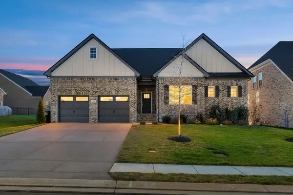 2209 Winterdale Dr, Murfreesboro, TN 37128