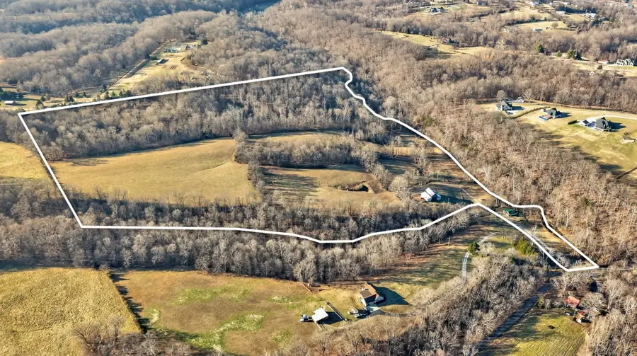 5084 Dorris Rd, Greenbrier, TN 37073 - #3