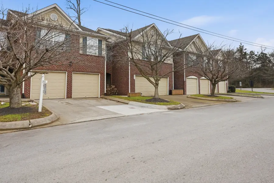 621 Heath Pl, Smyrna, TN 37167 - #2