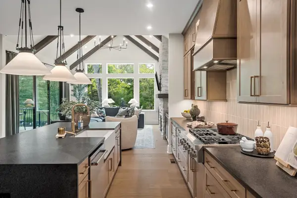 6005 Elliott Court, Arrington, TN 37014