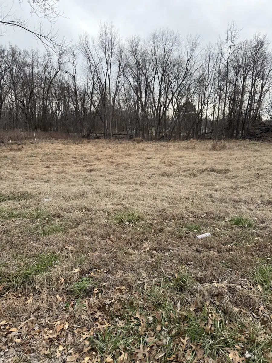 640 Guildfield Dr, Clarksville, TN 37043 - Image #2