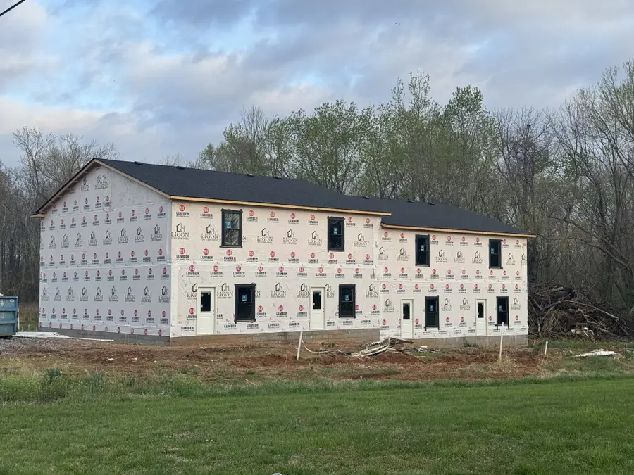 630 Guildfield Dr, Clarksville, TN 37043 - #2