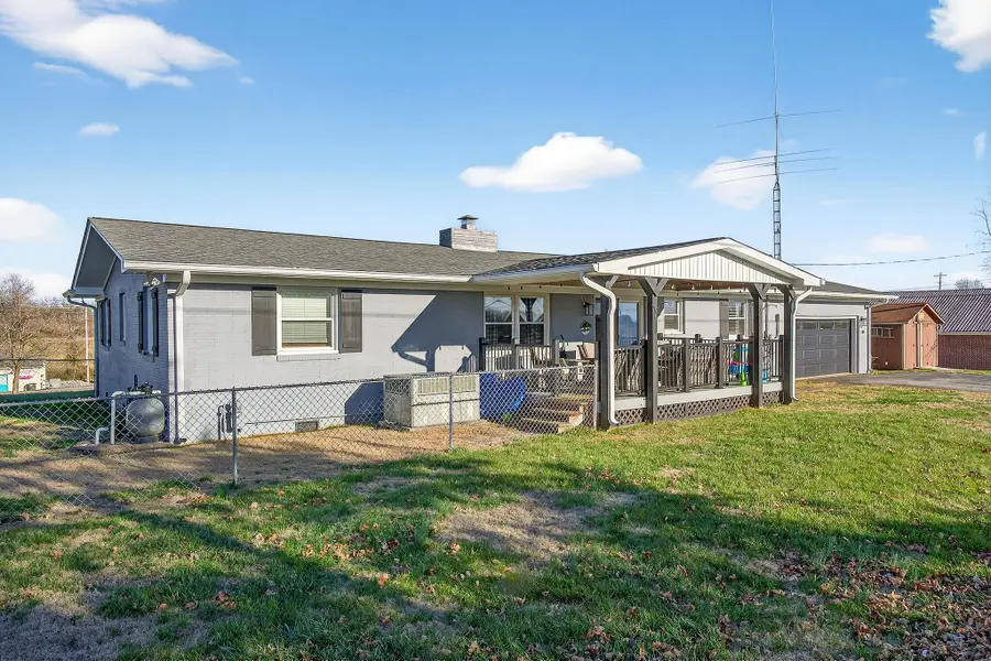 513 N Spring St, Sparta, TN 38583 - #2