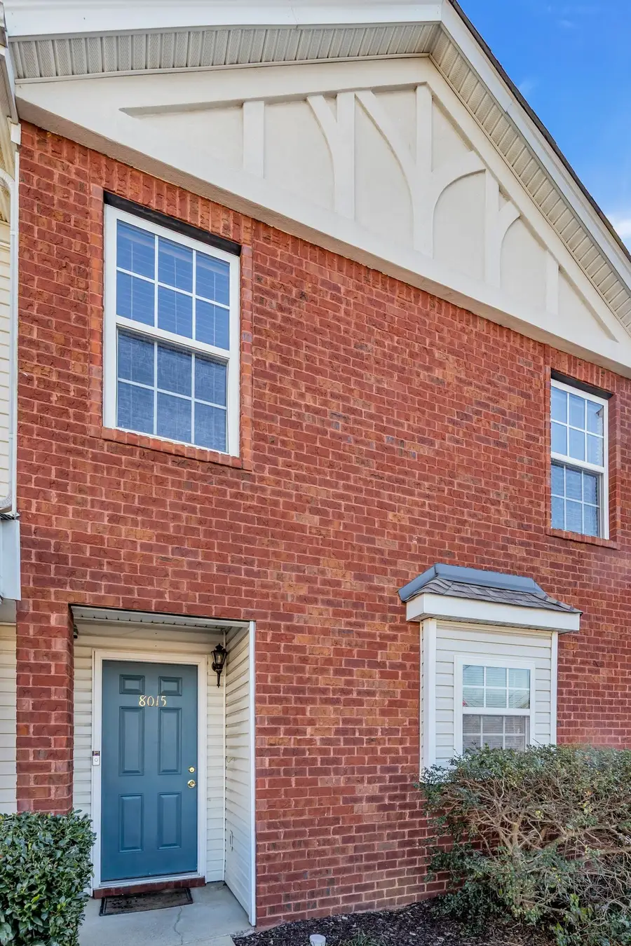 8015 Mickey Katz Cir, La Vergne, TN 37086 - Image #2