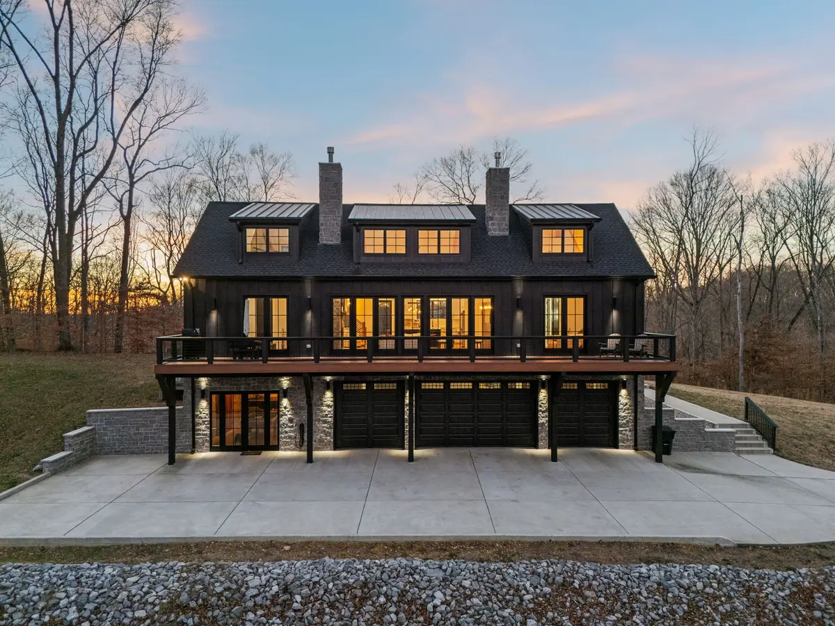 7650 Chipmunk Ln, Nashville, TN 37221 - Image #1