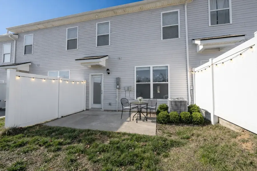 232 Warrior Pl, Ashland City, TN 37015 - Image #2