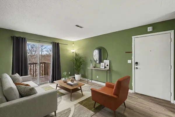 500 Paragon Mills Rd #N15, Nashville, TN 37211