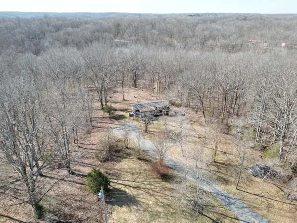 7050 Primm Springs Rd, Lyles, TN 37098