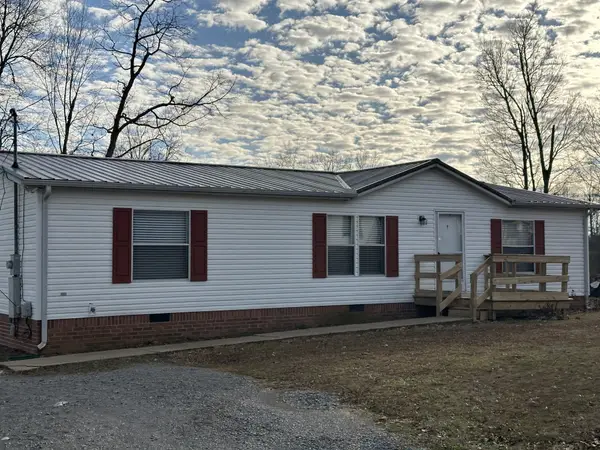 205 Archery Ln E, Shelbyville, TN 37160