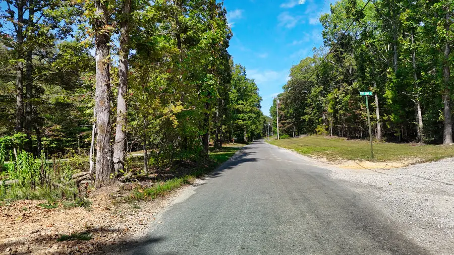 0 Oak Springs Rd, Nunnelly, TN 37137 - Image #2