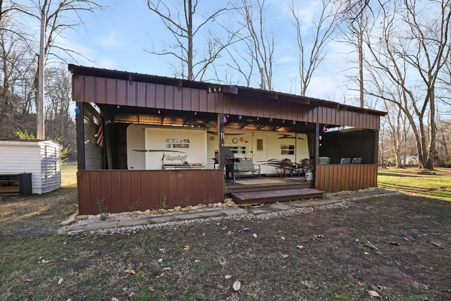 108 Forrest Ln, Stewart, TN 37175 - Image #2