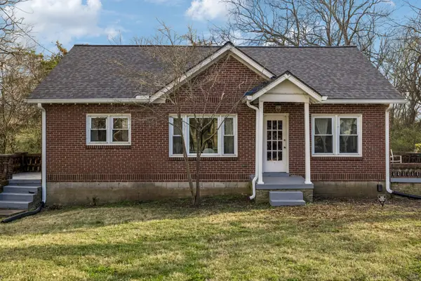 120 Dellway Dr, Nashville, TN 37207