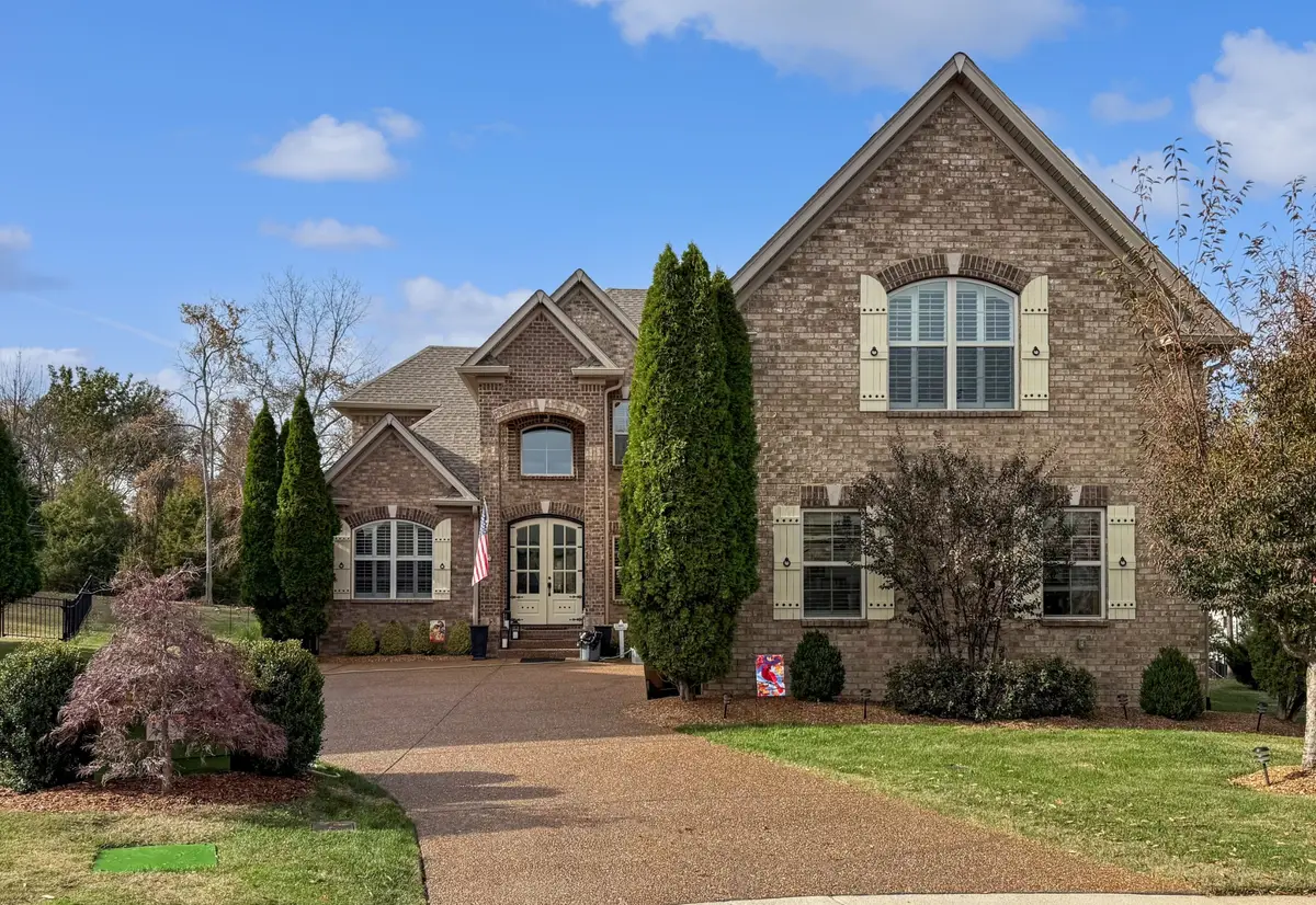 1054 Five Coves Trce, Gallatin, TN 37066 - #1