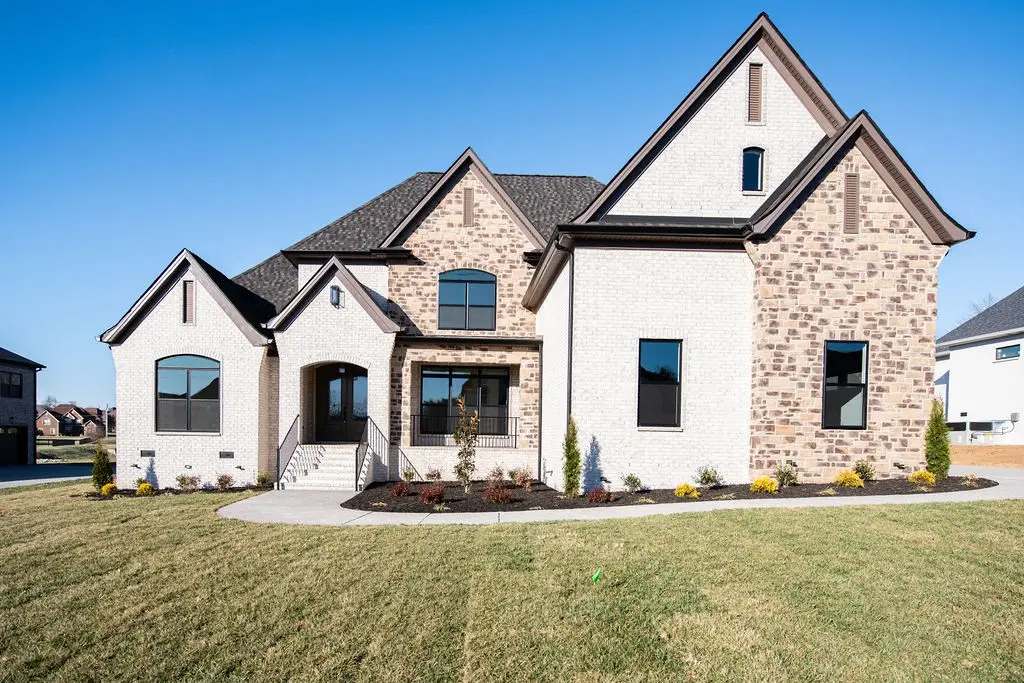 857 Harrisburg Ln, Mount Juliet, TN 37122 - Image #1