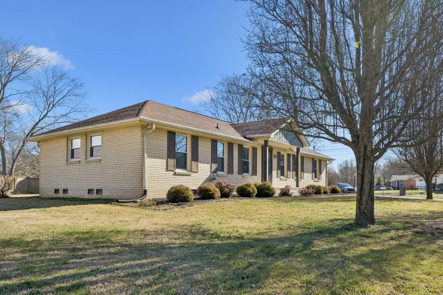 601 Denver Dr, Hermitage, TN 37076 - #2