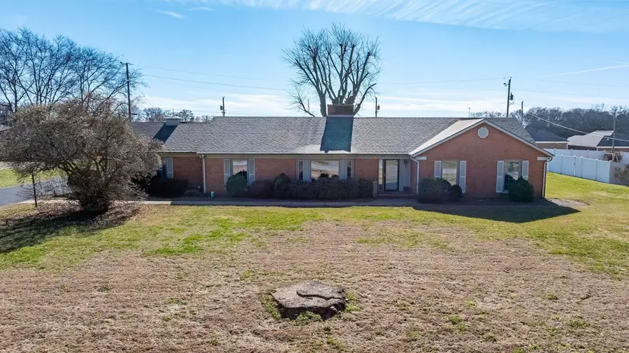 204 Ridgehill Dr, Hopkinsville, KY 42240 - Image #3