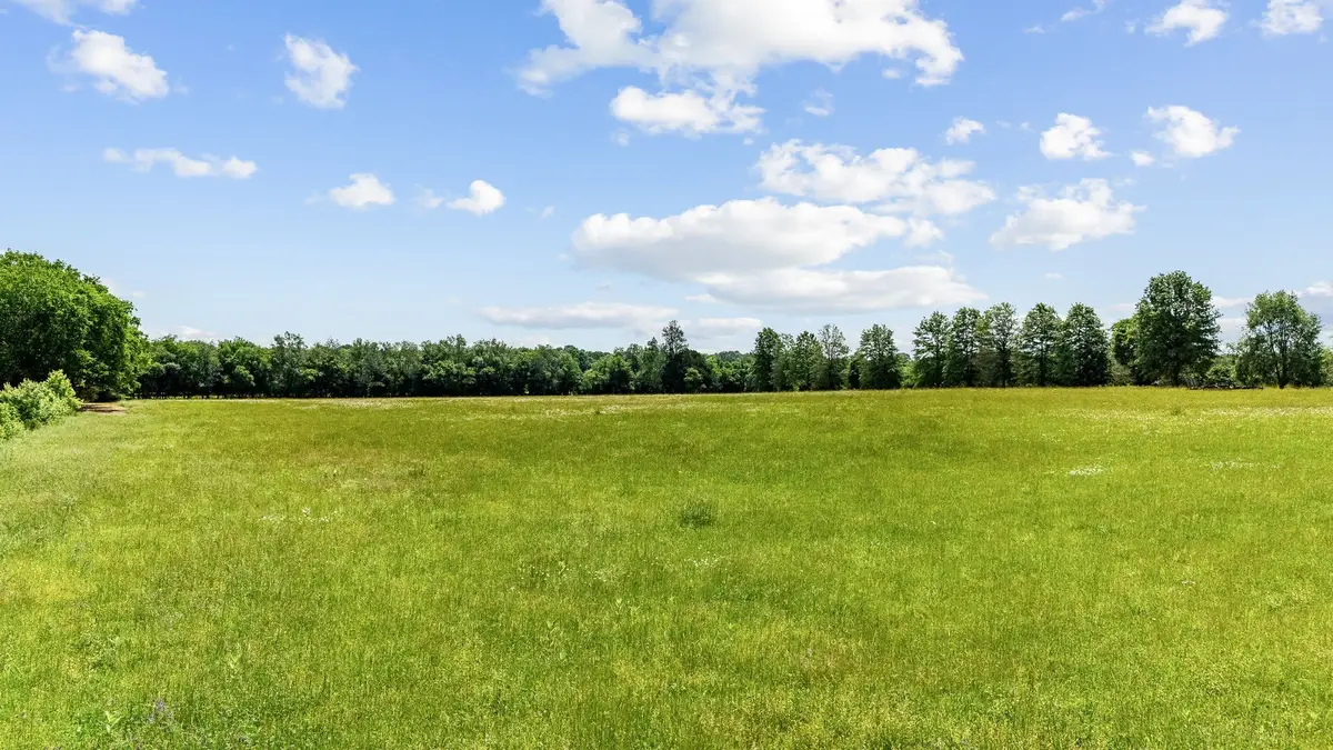 3077 Nashville Hwy, Lewisburg, TN 37091 - Image #1