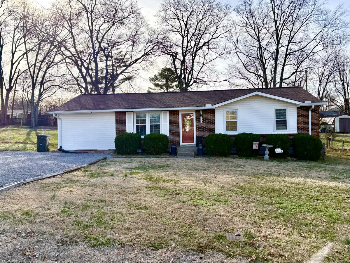 1011 Oleander Dr, Gallatin, TN 37066 - Image #1