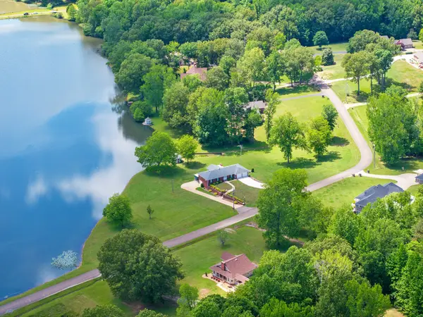 309 Asbury Rd, Camden, TN 38320