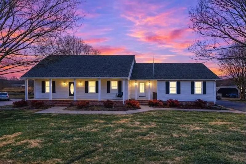 65 Twin Marys Dr, Tullahoma, TN 37388 - Image #3