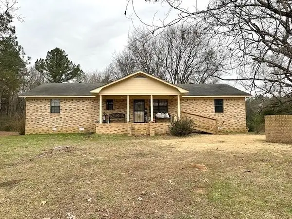 390 Pyburn Dr, Savannah, TN 38372