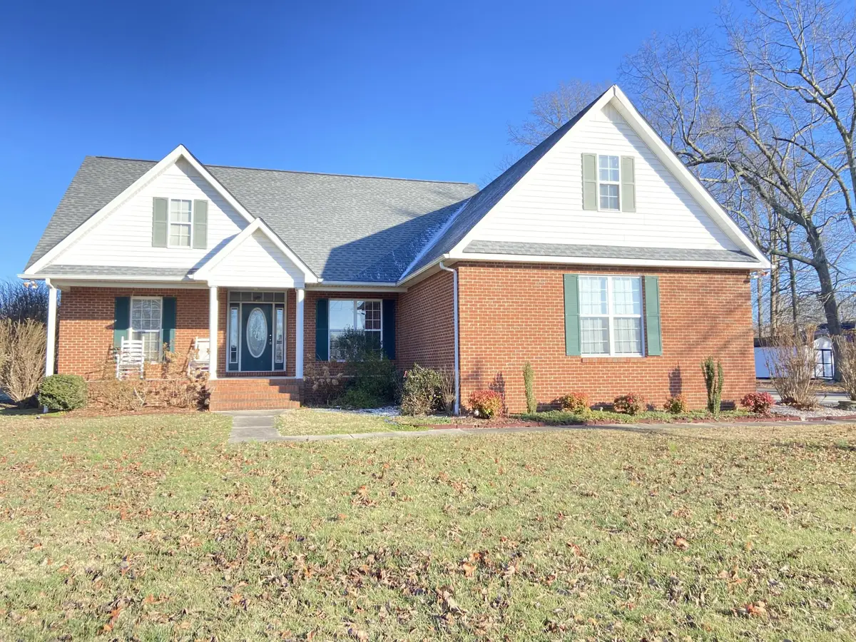 215 Falcon Dr, Manchester, TN 37355 - Image #1