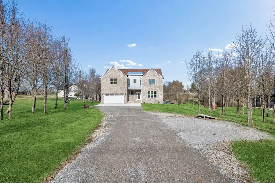 1054 Nichols Cir E, Gallatin, TN 37066 - Image #3