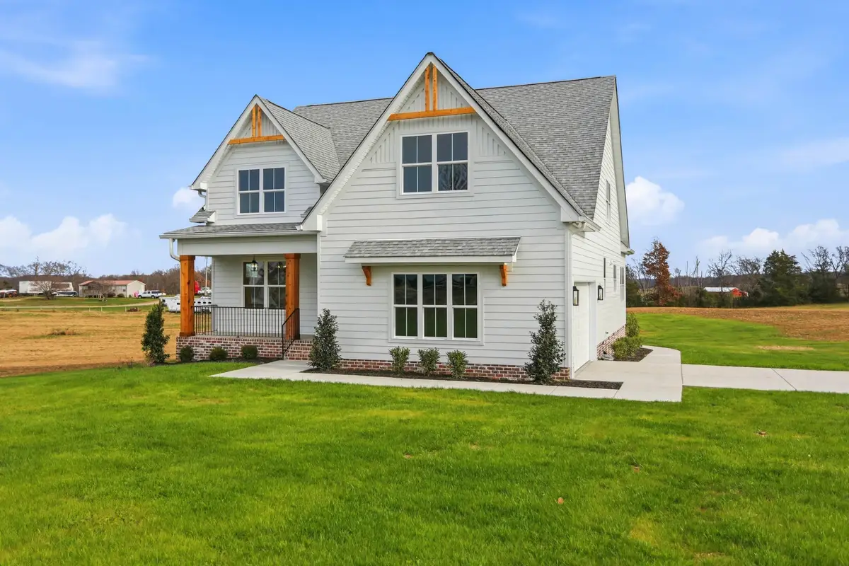 5127 Starks Rd, Cross Plains, TN 37049 - #1