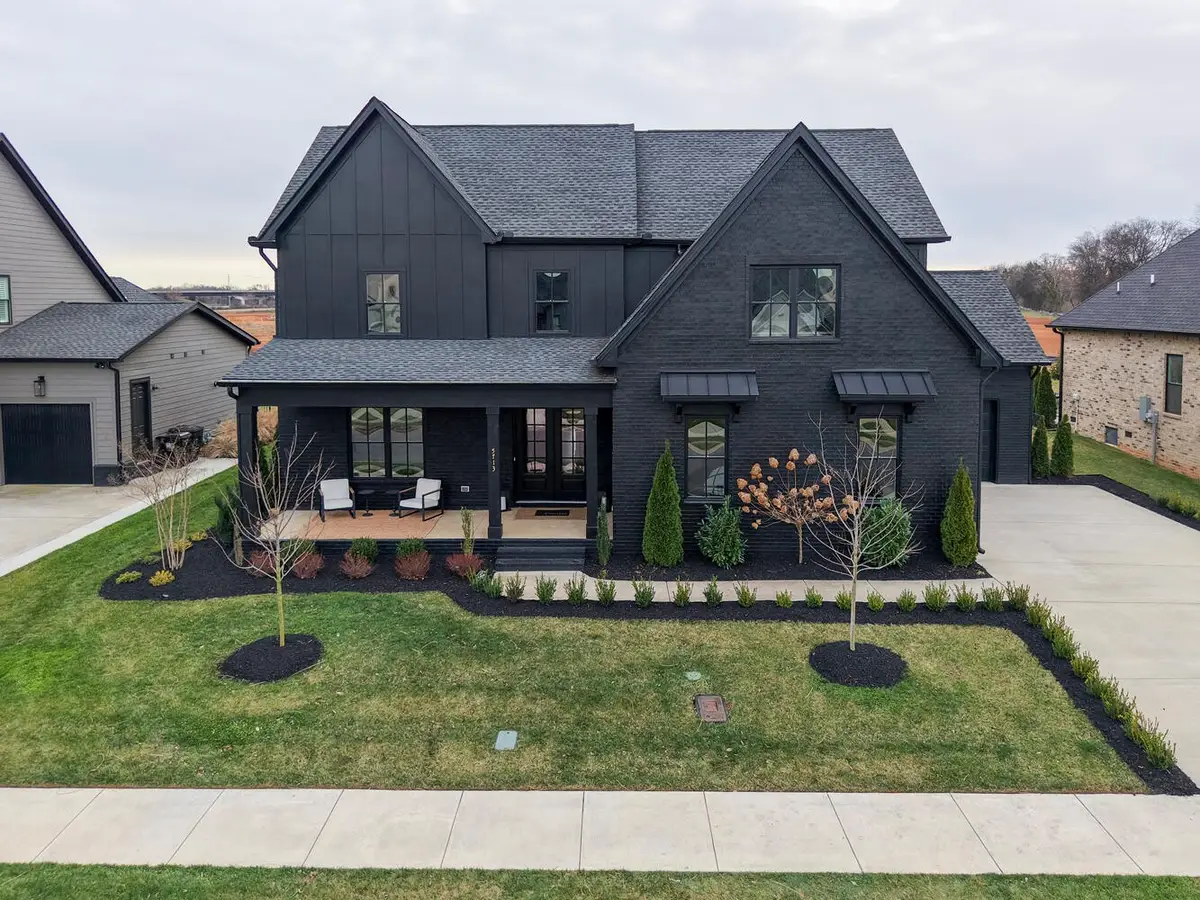 5713 Eaglemont Dr, Murfreesboro, TN 37129 - Image #1