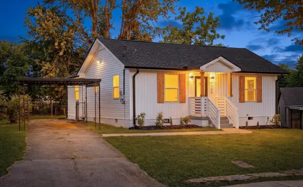 2709 O Neal Dr, Nashville, TN 37208