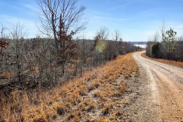 61 Shores Trail, Stewart, TN 37175